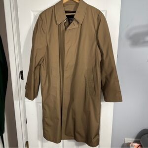 Vintage Botany 500 faux fur lined trench coat, size 44 Long, spring, layer
